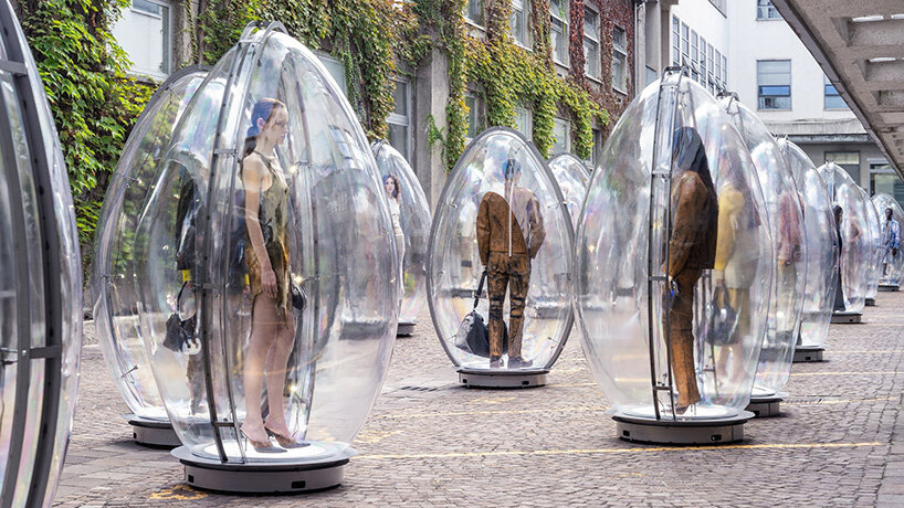 Diesel cerrado 55 SS26 Apariencia Milan Fashion Week Show Interior Transparent Huevo