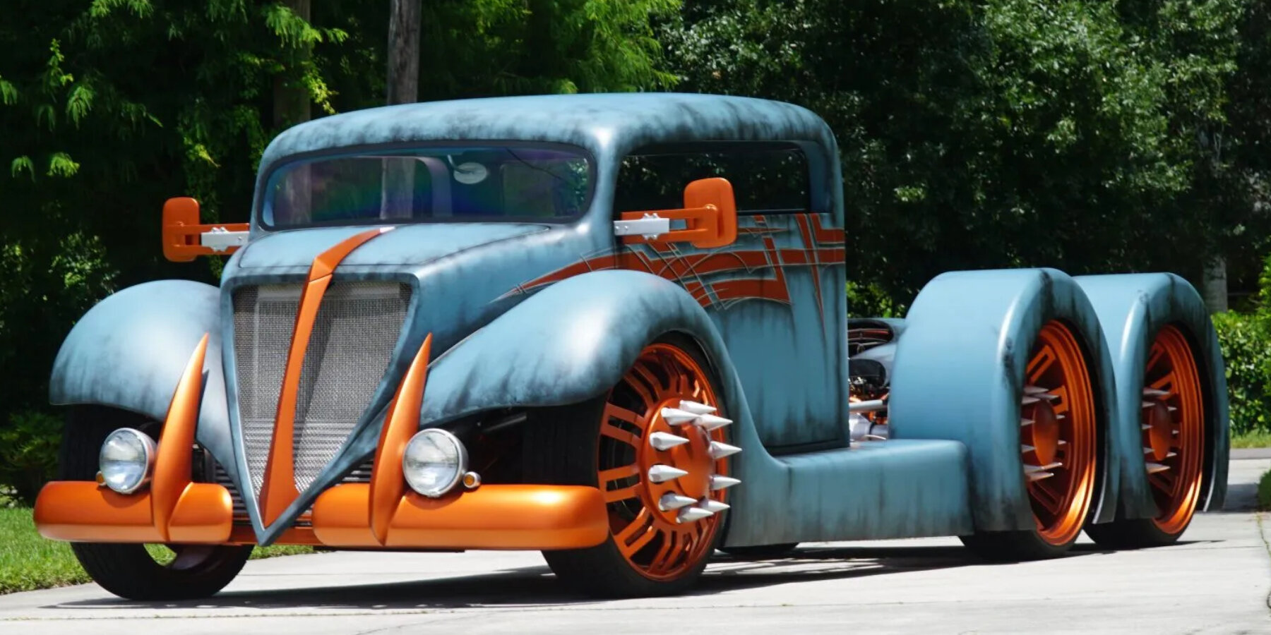 drivable-cab-over-evolved-six-wheeler-design-hot-wheels-diecast-models-designboom-ban2