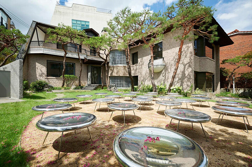 Frieze abre un espacio de exhibición durante todo el año en Seúl y pasa la instalación de aguas pluviales de Sanaa