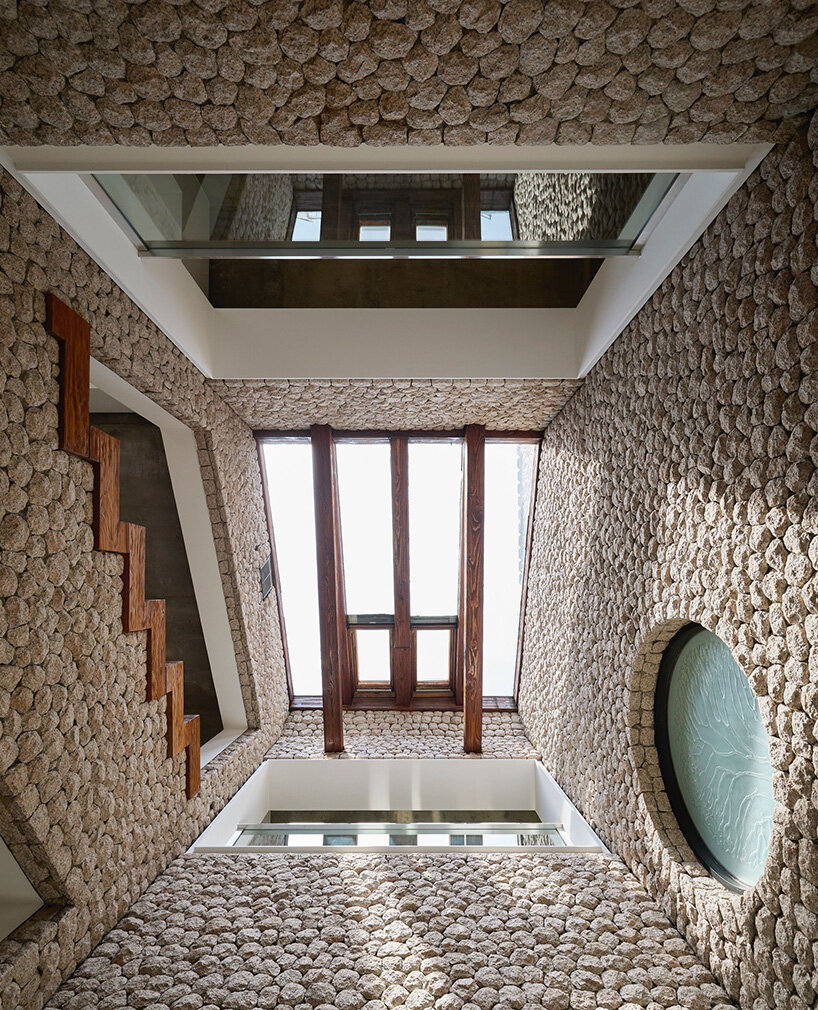 Frieze abre un espacio de exhibición durante todo el año en Seúl y pasa la instalación de aguas pluviales de Sanaa