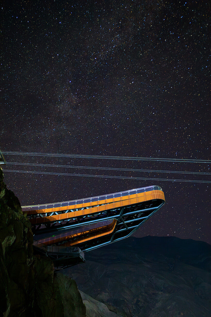 cantilevered glass walkway by archermit hovers 130 meters over tibet's canyon