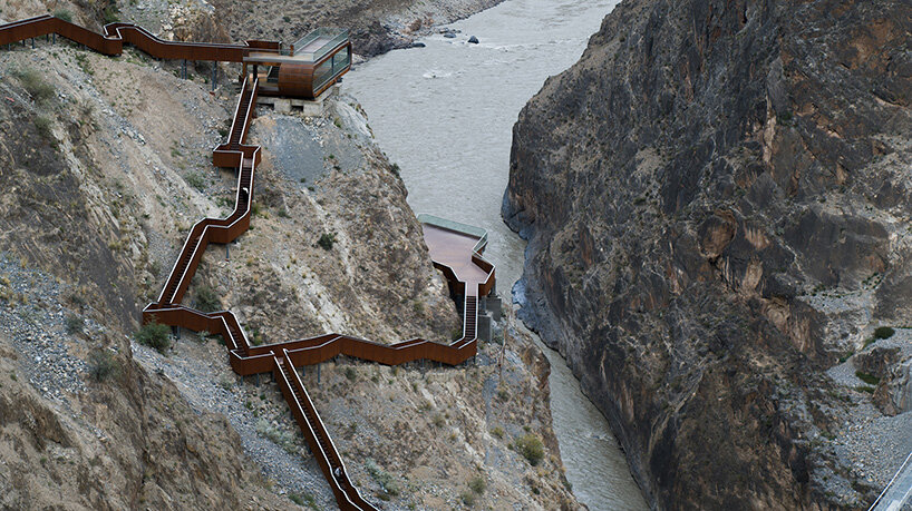 cantilevered glass walkway by archermit hovers 130 meters over tibet's canyon