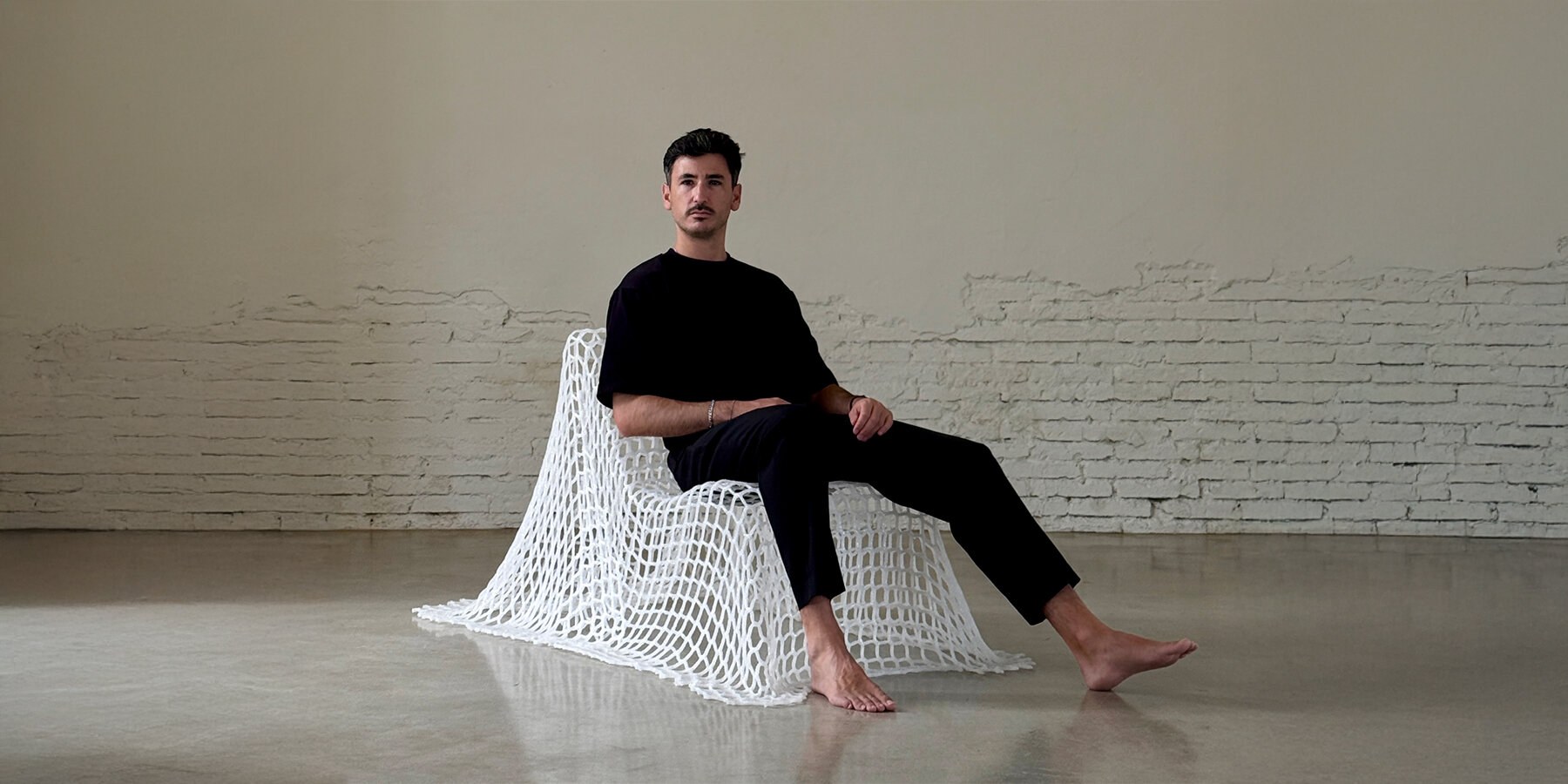 iranzo-permanent-souls-discarded-materials-permeable-functional-sculptures-designboom-1800-2