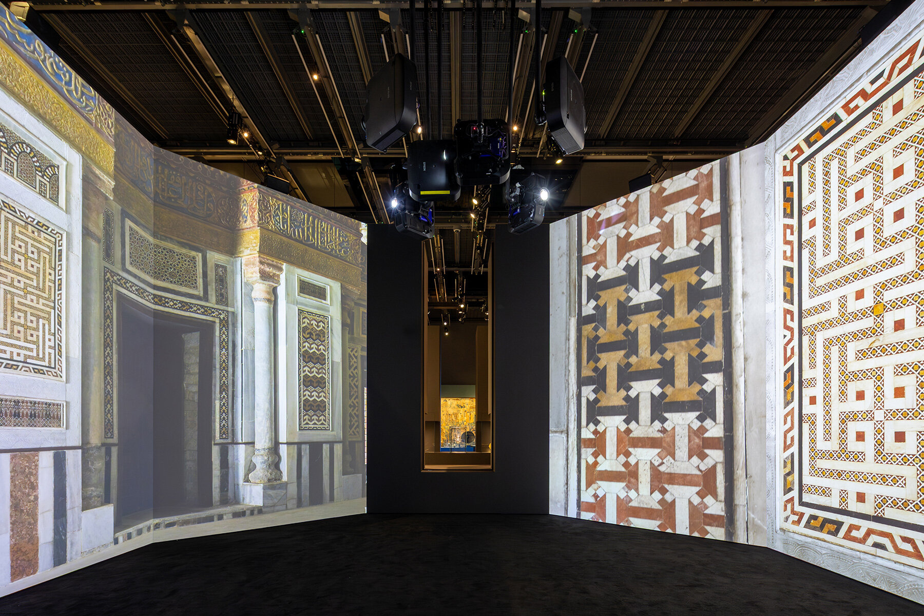 mamluks-master-designers-louvre-abu-dhabi-exhibition-artistic-legacy-designboom-large03