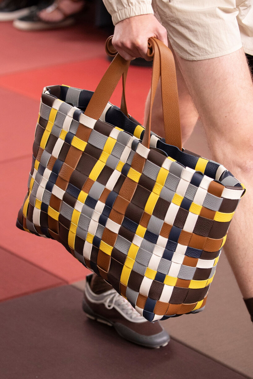 El diseño del conjunto permite que el conjunto interactúe visualmente con el entorno.