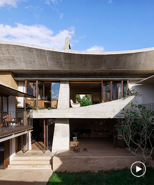 curving eaves top chinese residence’s courtyards and sky-well volumes?by xian architects