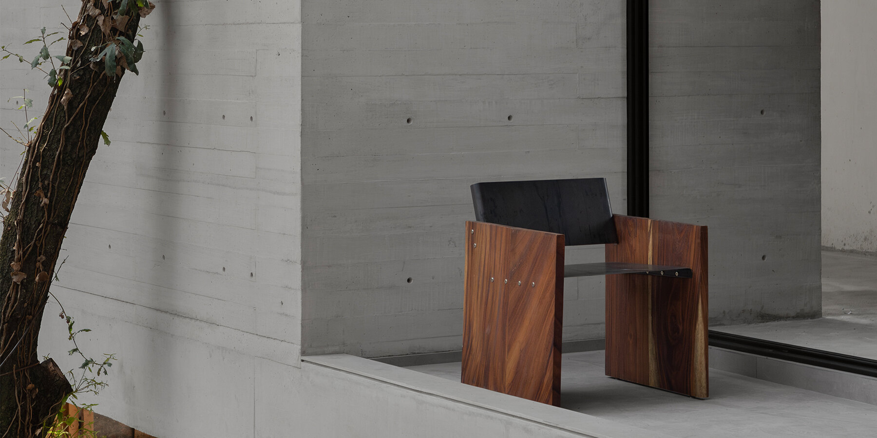 omar-wade-ow-arquitectos-banca-tres-silla-cuatro-designboom-1800-2