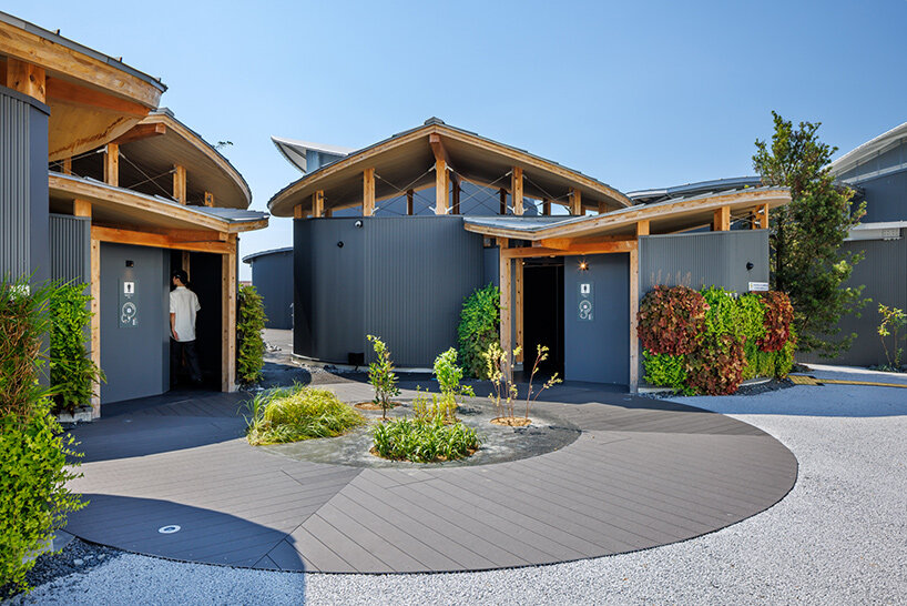 Pueblo de vida milagrosa de Osaka