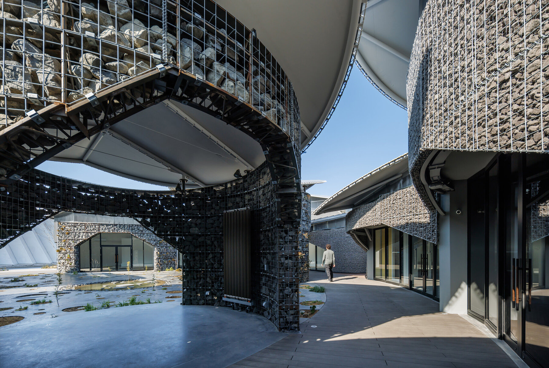 osaka-expo-2025-future-life-village-pavilion-kompas-japan-designboom-08a