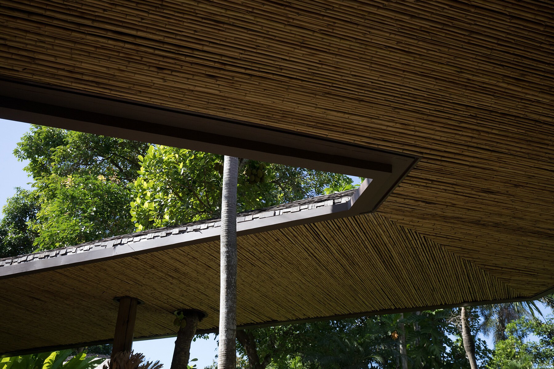 rf-studio-performing-arts-foundation-bali-bamboo-retreat-artists-yayasan-bali-purnati-designboom-large01