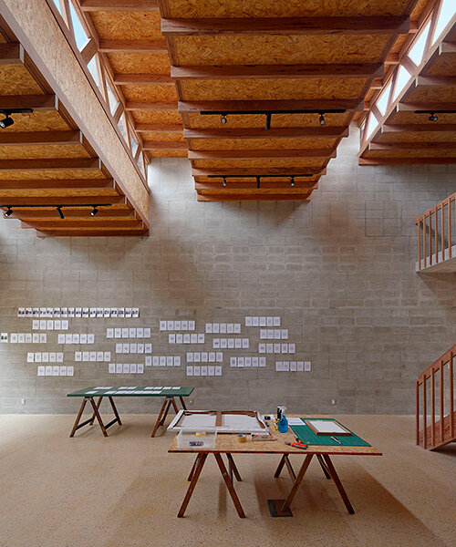 roman bauer arquitectos designs photographers studio in bohemian district of lima, peru