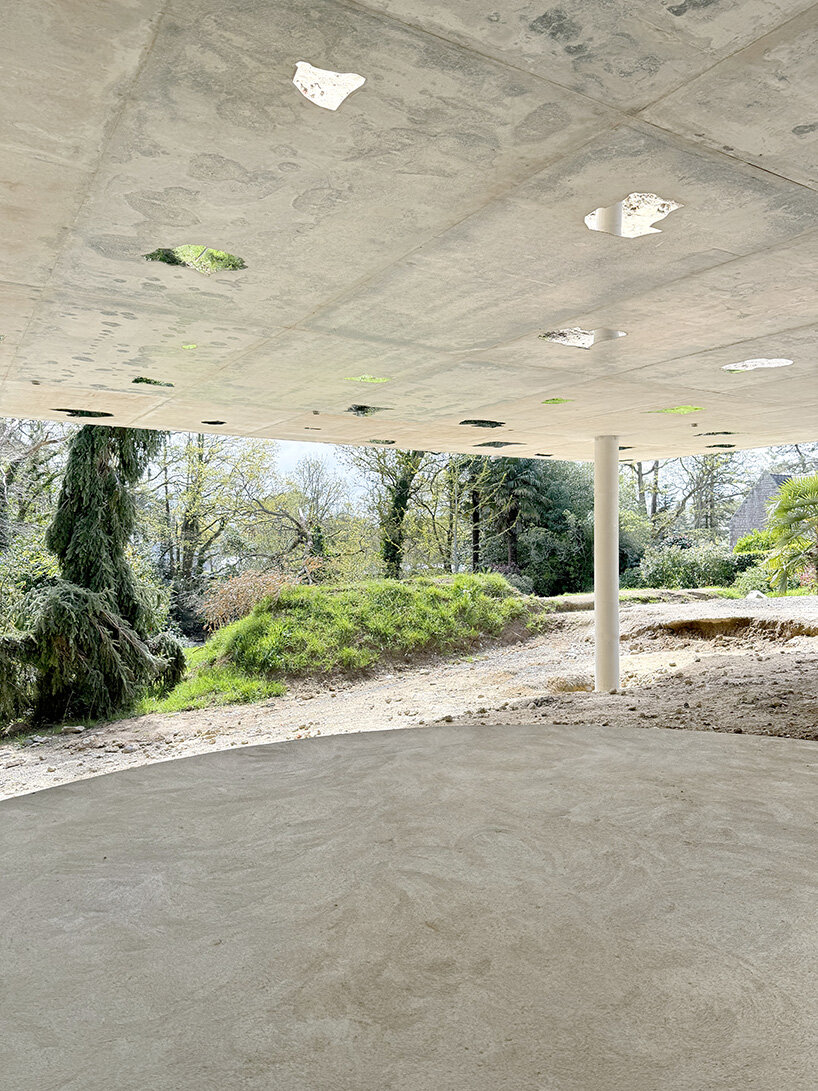 Tirai Geser Tirai Ekologis Tempat Tinggal Berpakaian di Mesure Studio Cork di Brittany, Prancis