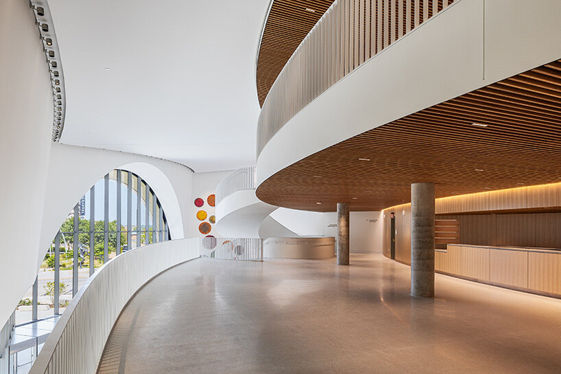 Snøhetta completó el arco de 100 años. Luis Symphony Hall