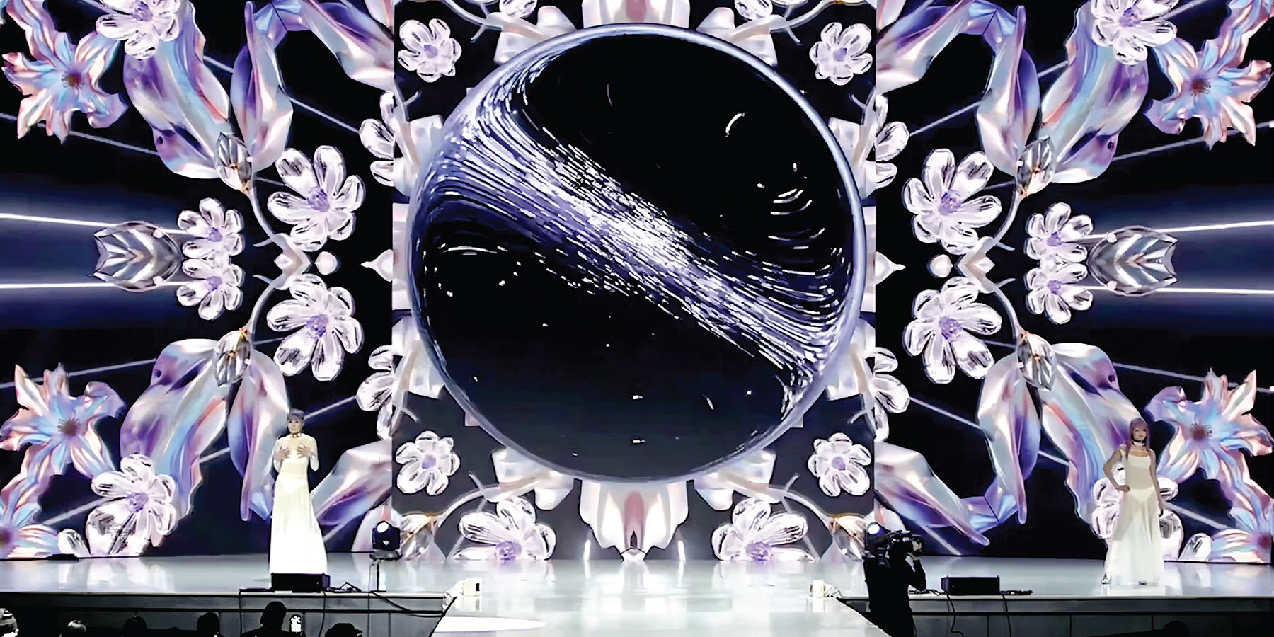 stage-design-motion-graphics-aveda-congress-runway-show-dany-vo-designboom-1800-3