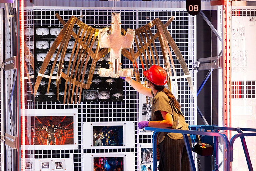 La guitarra Unseen Ziggy fue revelada en el David Bowie Center en Londres V&A antes de abrir