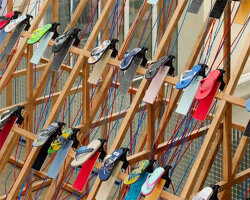 watch: collective orchestra of 201 flip-flops beats at meriem bennani's paris installation