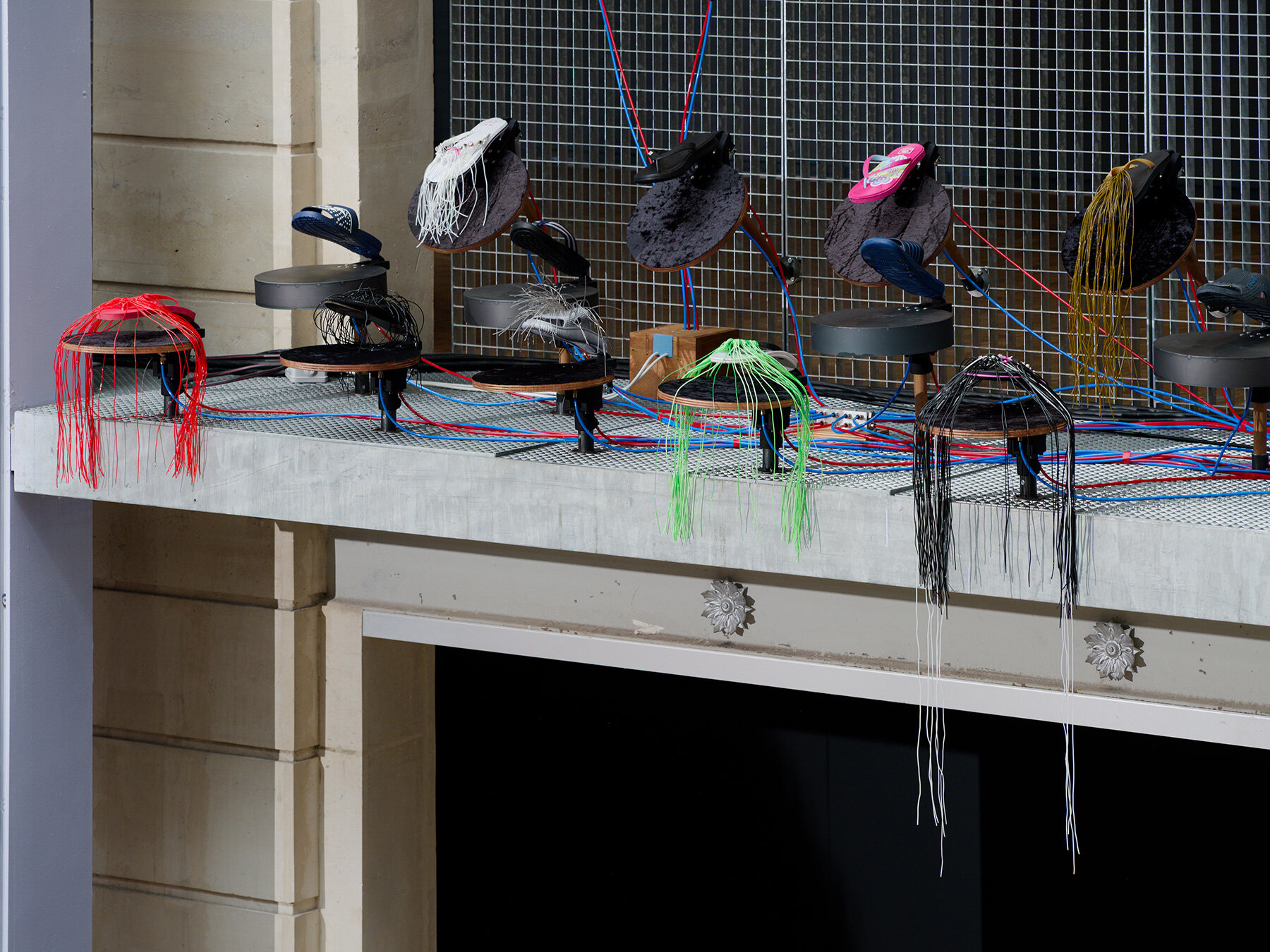 201-flip-flops-meriem-bennani-installation-lafayette-anticipations-paris-designboom-large01
