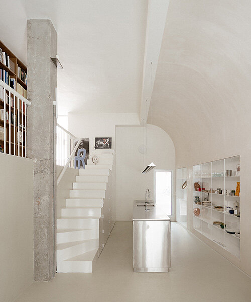 BURR completes minimalist, vaulted 'benito' renovation in madrid