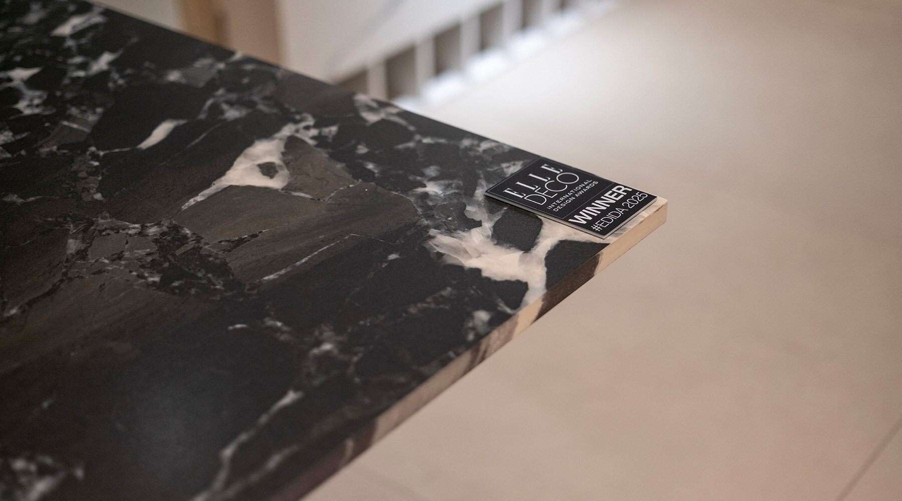 KALE-large-format-3-porcelain-slabs-cersaie-designboom-02-fullwidth