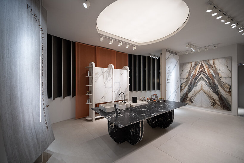 kale transforma los materiales en expresiones con paneles porcelánicos de gran formato para elevar cersaie 2025