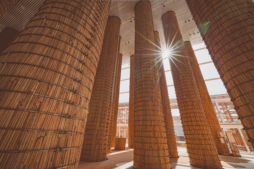 El pabellón en Osaka en la Expo Mundial 2025 en los EAU tiene 16 metros de altura y tiene 90 columnas