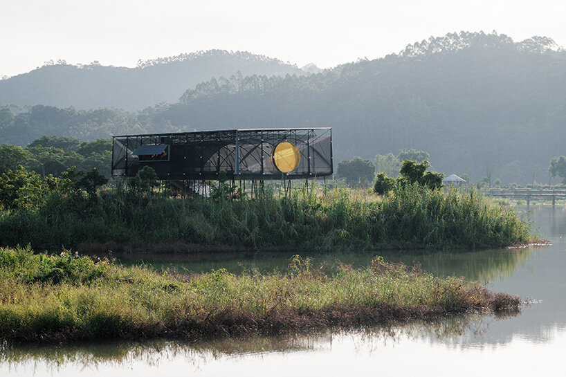El Moonlight Pavilion de Studio Guo se levanta de las ruinas de un invernadero abandonado en China