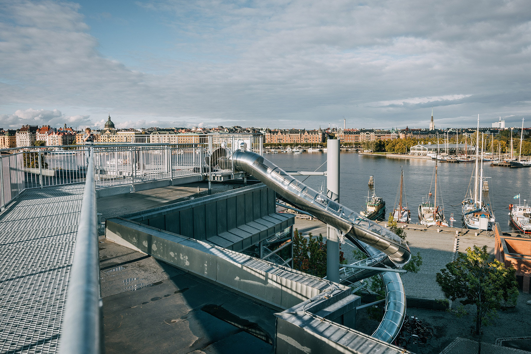 carsten-holler-stockholm-slides-sweden-designboom-06a