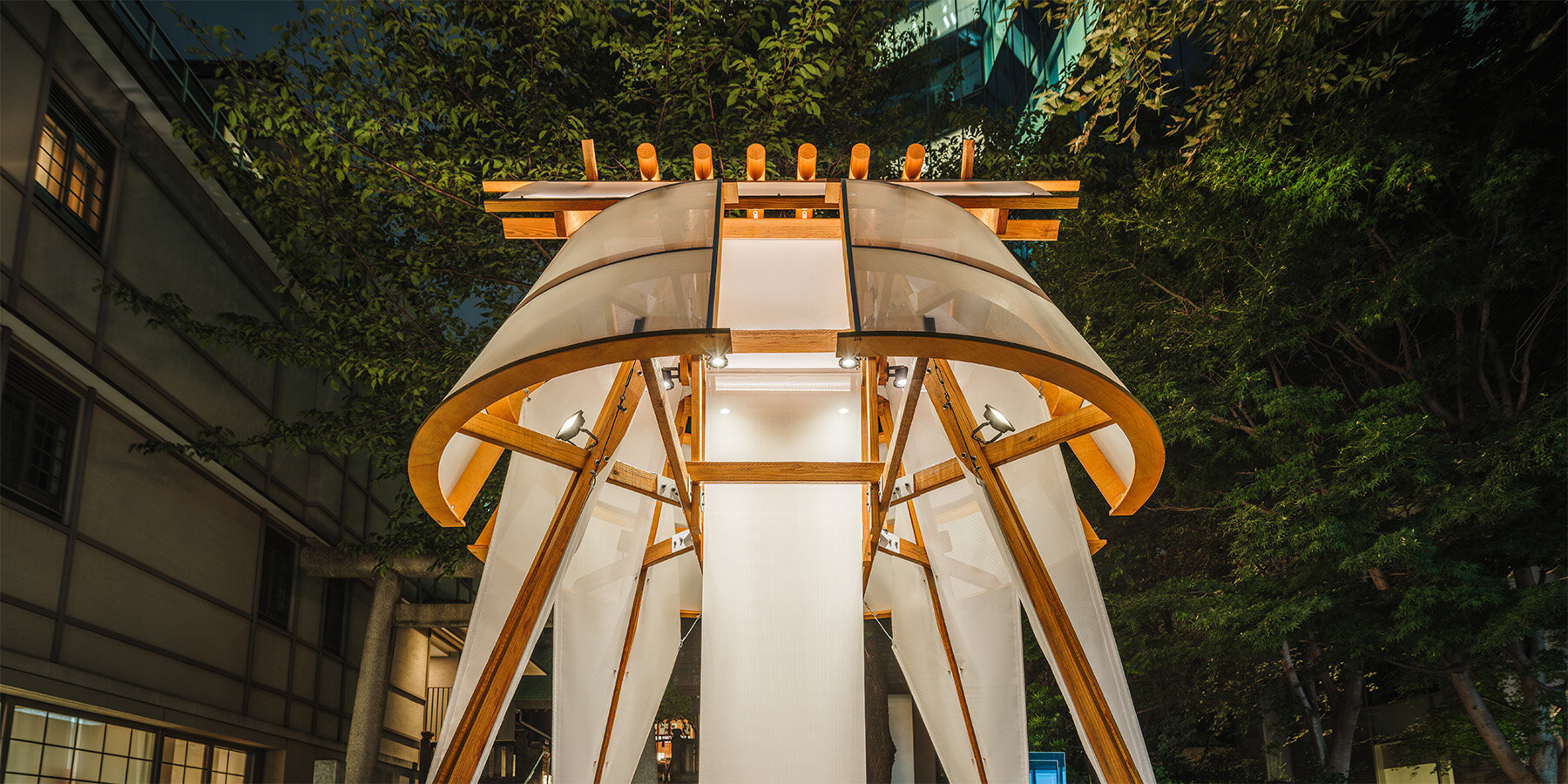 cheng-tsung-feng-sailing-castle-roppongi-tokyo-installation-designboom-1800-3