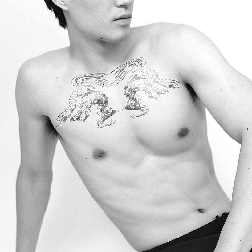 Colección de arte corporal: tatuajes de Lawrence Weiner, Peter Marino y más, a subasta