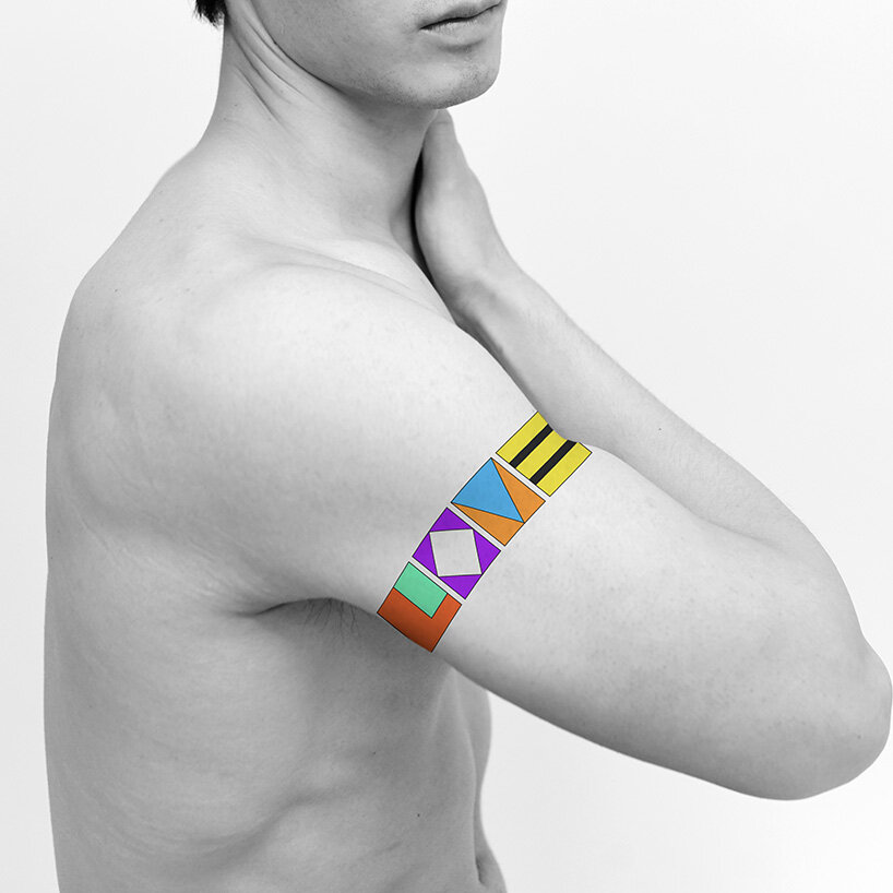 Colección de arte corporal: tatuajes de Lawrence Weiner, Peter Marino y más, a subasta