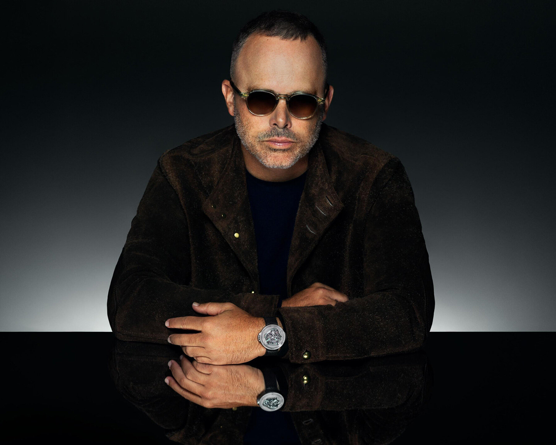 daniel-arsham-hublot-splash-titanium-sapphire-42-mm-watch-timepiece-designboom-08a