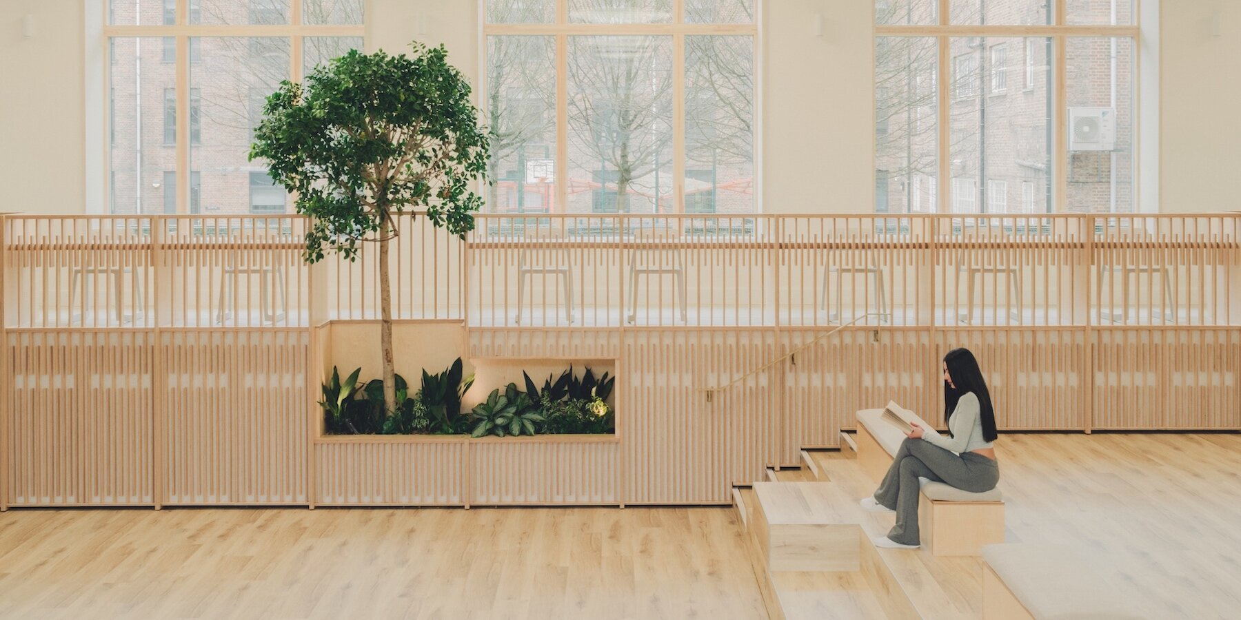 former-swimming-pool-multi-use-timber-education-space-london-college-designboom-1800-3
