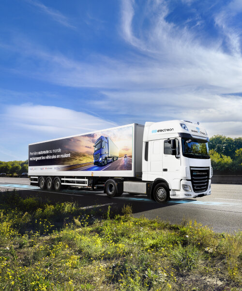 motorway that recharges electric vehicles while driving undergoes testing near paris