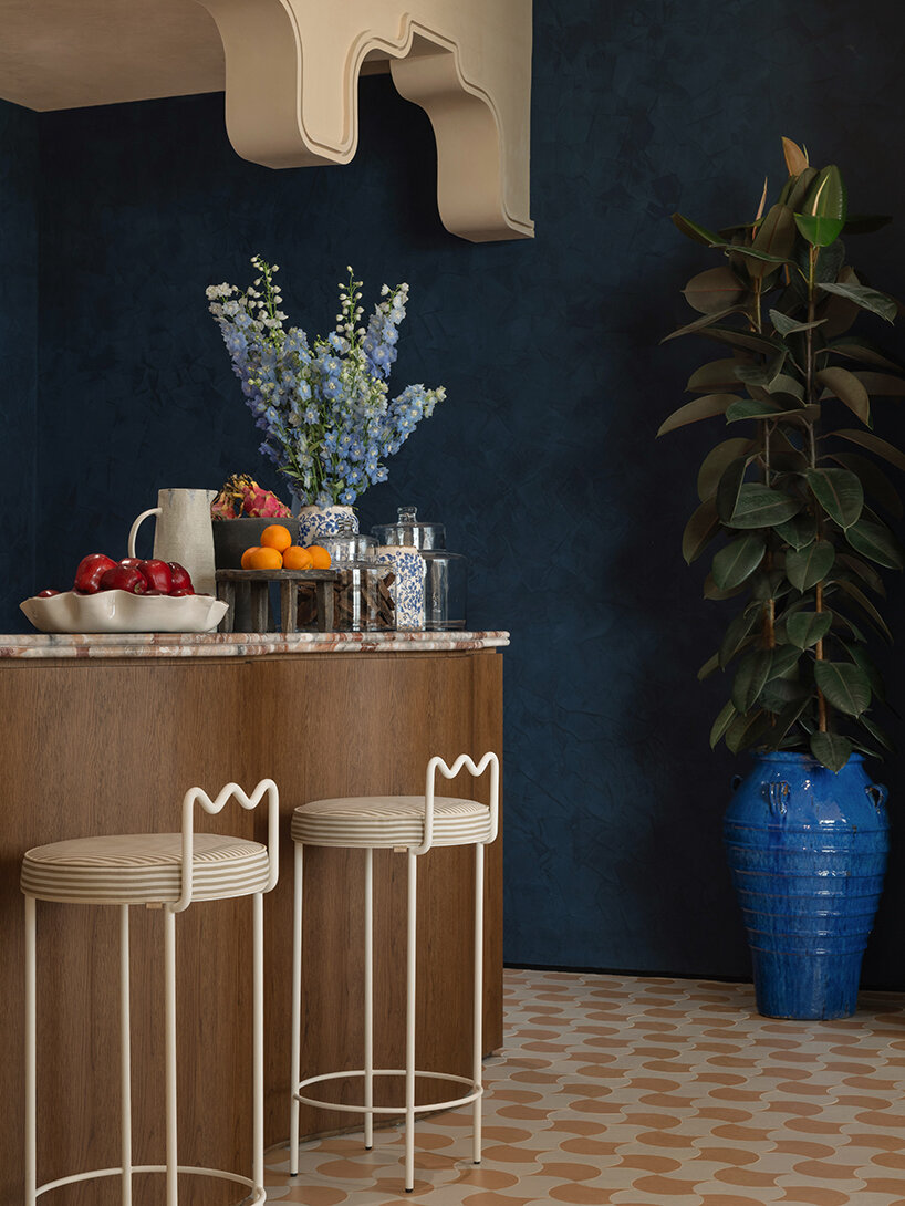 IDST pairs memphis playfulness with mediterranean ease in wave restaurant, dubai