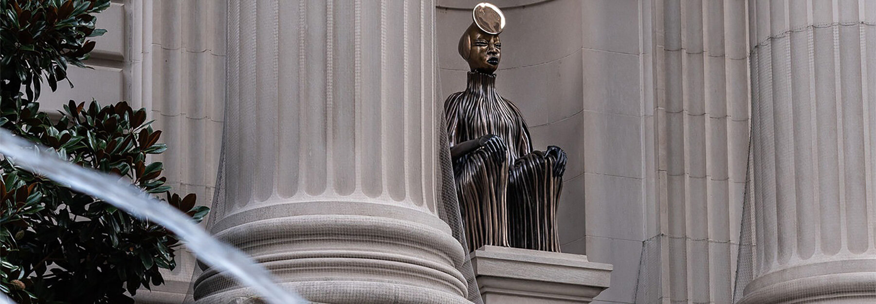 liu-wei-metropolitan-museum-art-met-fifth-avenue-facade-site-specific-sculptures-designboom-large01