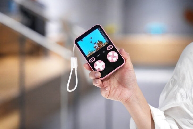 Consola de juegos eléctrica móvil