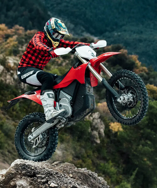 modular electric motorbike varg SM lets riders perform wheelies on hills, streets and roads