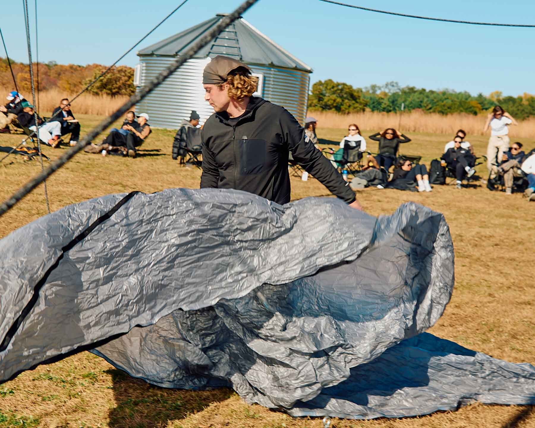 north-face-gore-tex-storm-king-johannes-offerhaus-hke-designboom-06a