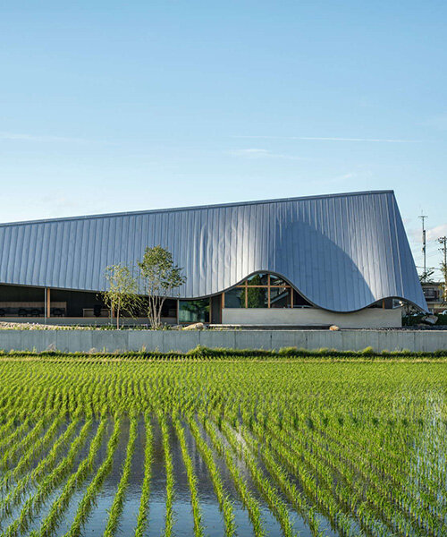 atelier nagara + permanent co. top office in hashima, japan with rippling rooftop