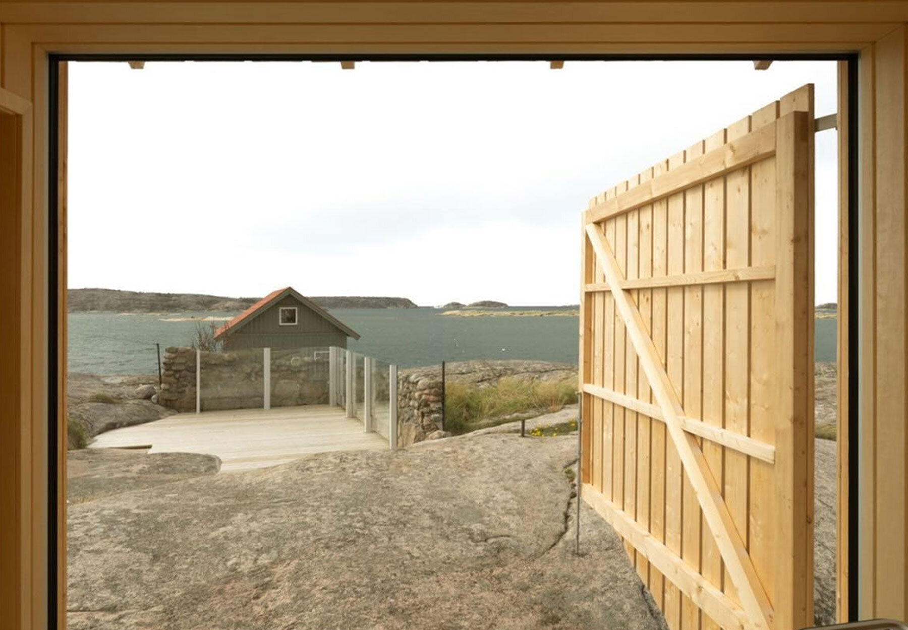 sauna-sovall-sweden-helgessongonzaga-designboom-1800-4