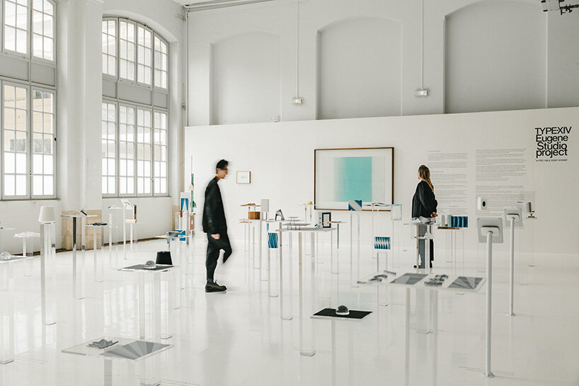 Lámpara tejida: eugene kankawa y A-POC ABLE ISSEY MIYAKE transforman fotos en tela