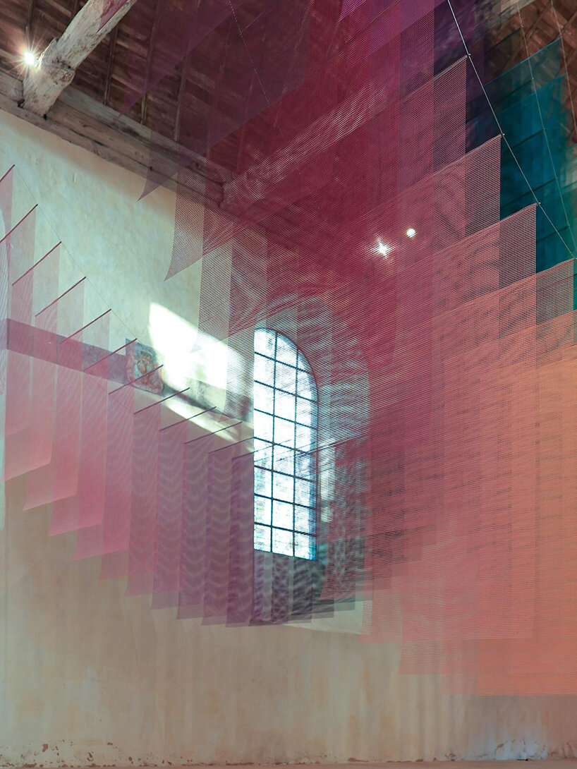 451 sheets of mesh compose floating chromatic field by tomislav topić inside french chapel