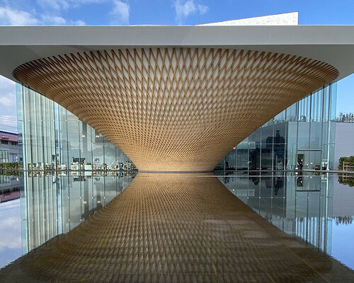 Shigeru Ban: Architecture and Social Contributions