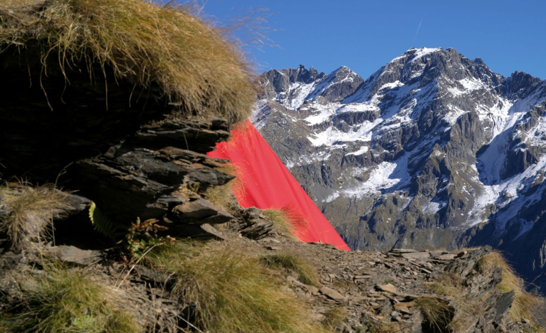 aldo-frattini-bivouac-ex-gamec-alps-italy-designboom-1800-2