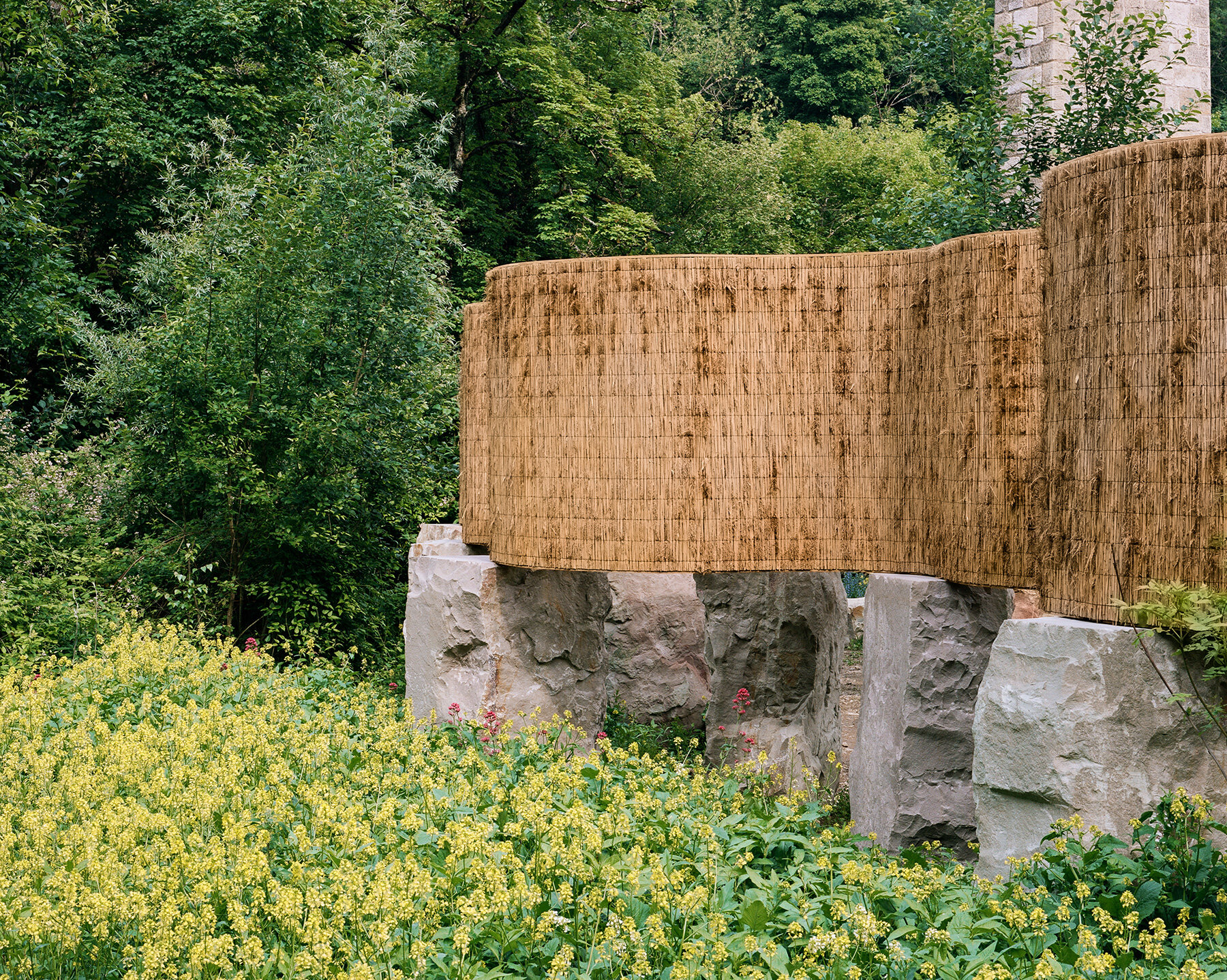 atelier-faber-reeds-luxembourg-sandstone-soil-porosity-old-well-site-designboom-large01