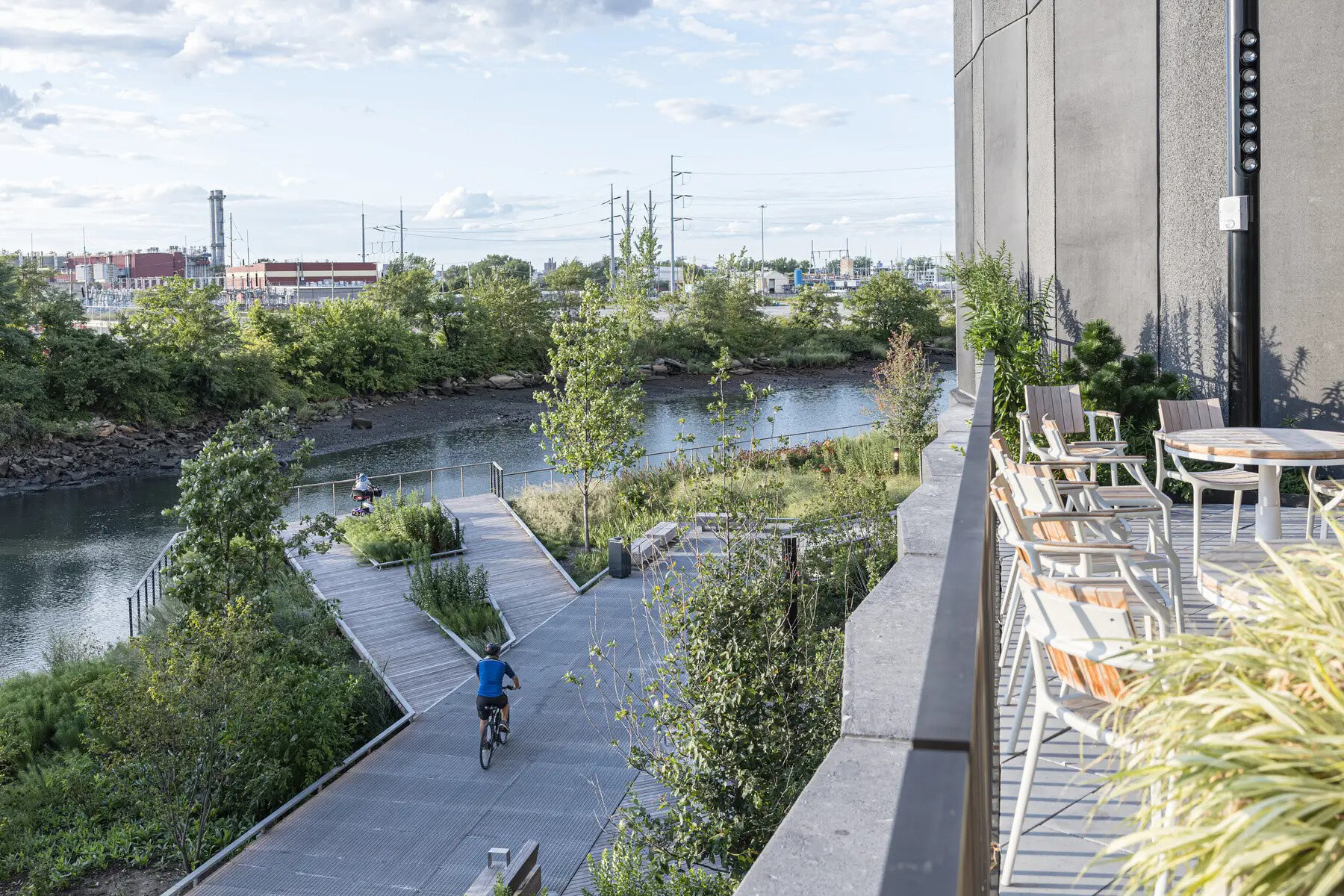 bjarke-ingels-group-BIG-wildflower-film-studios-astoria-new-york-designboom-08a