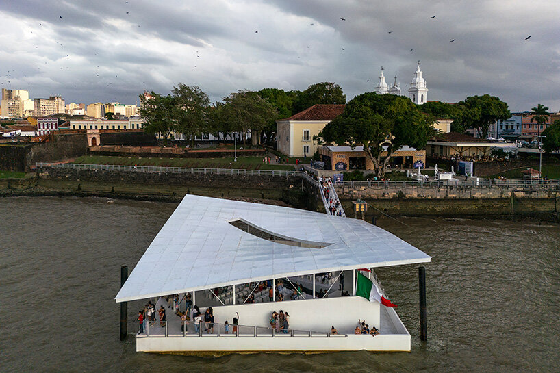 carlo Ratti y höweler + aquapraça flotante de yoon de venecia a belem para la COP30