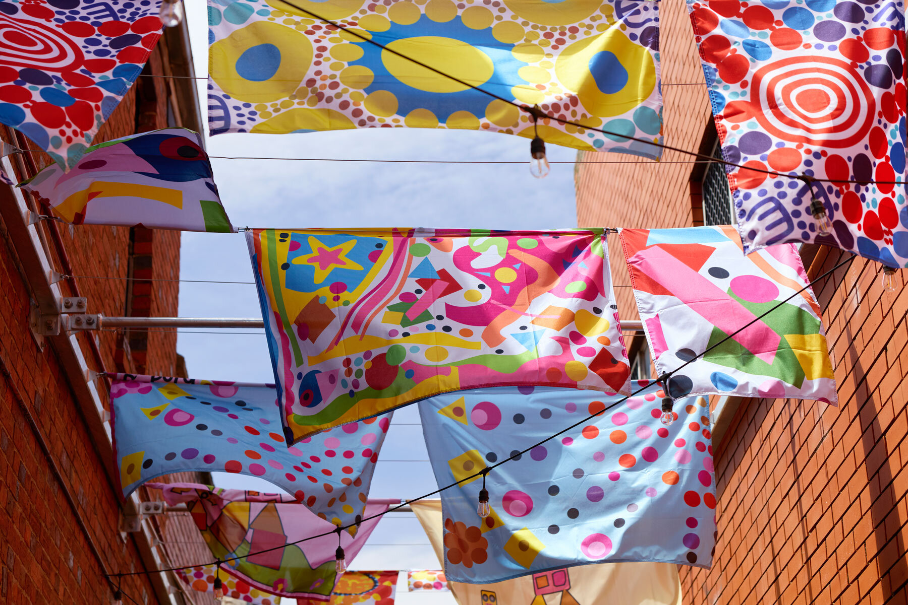 chasing-sunbeams-installation-morag-myerscough-australia-designboom-1800-2