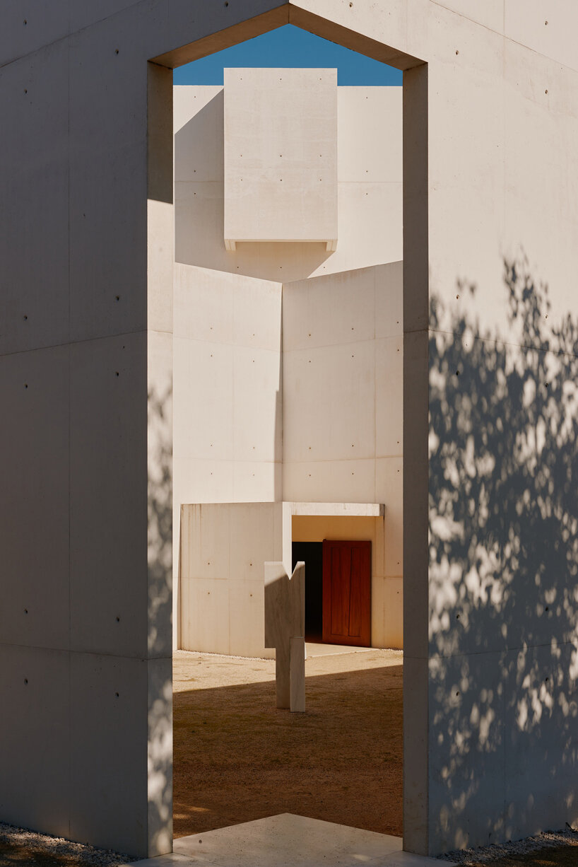 álvaro siza shapes light and shadow in porto monastery captured by david altrath