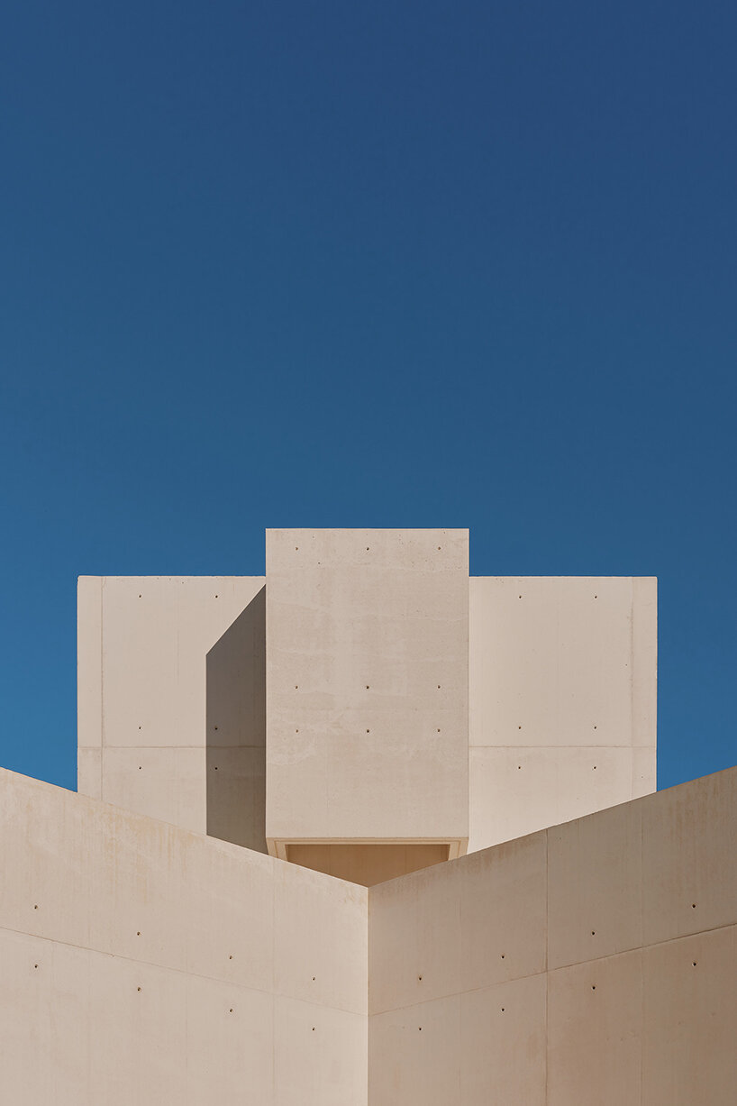 álvaro siza shapes light and shadow in porto monastery captured by david altrath